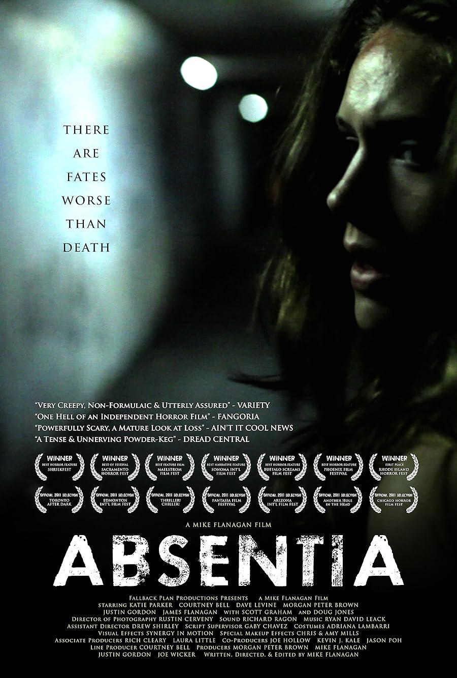 دانلود فیلم Absentia 2011 با زیرنویس چسبیده دانلود فیلم Absentia 2011 با زیرنویس چسبیده